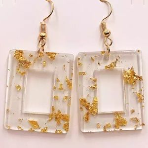 Gold flake earrings square